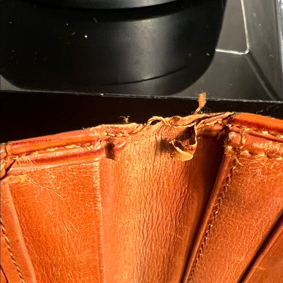 Louis Vuitton Epi Leather Wallet- Brown - Picture 6 of 9